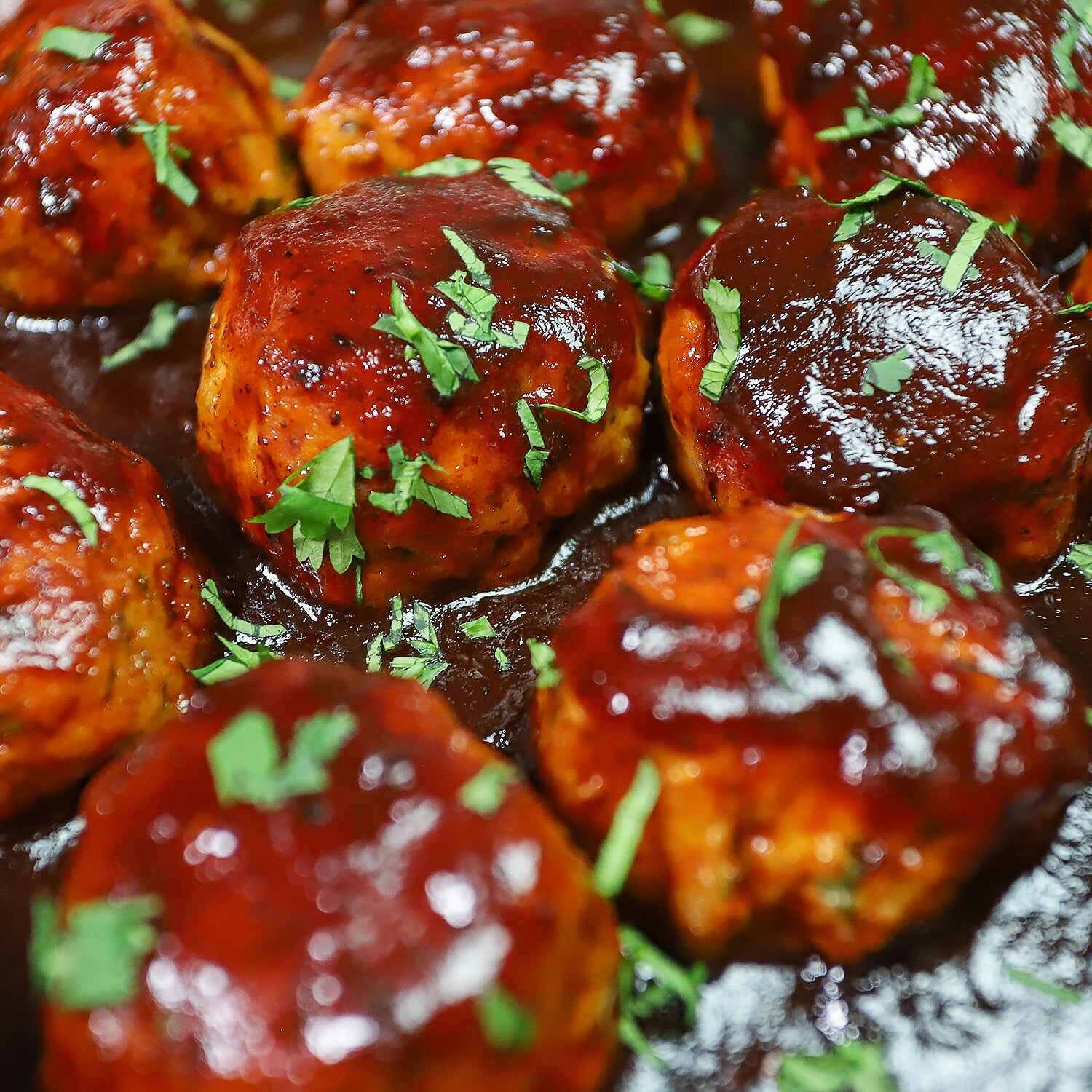 Hot Honey Bee Sting - Chipotle BBQ Sauce - Image 3