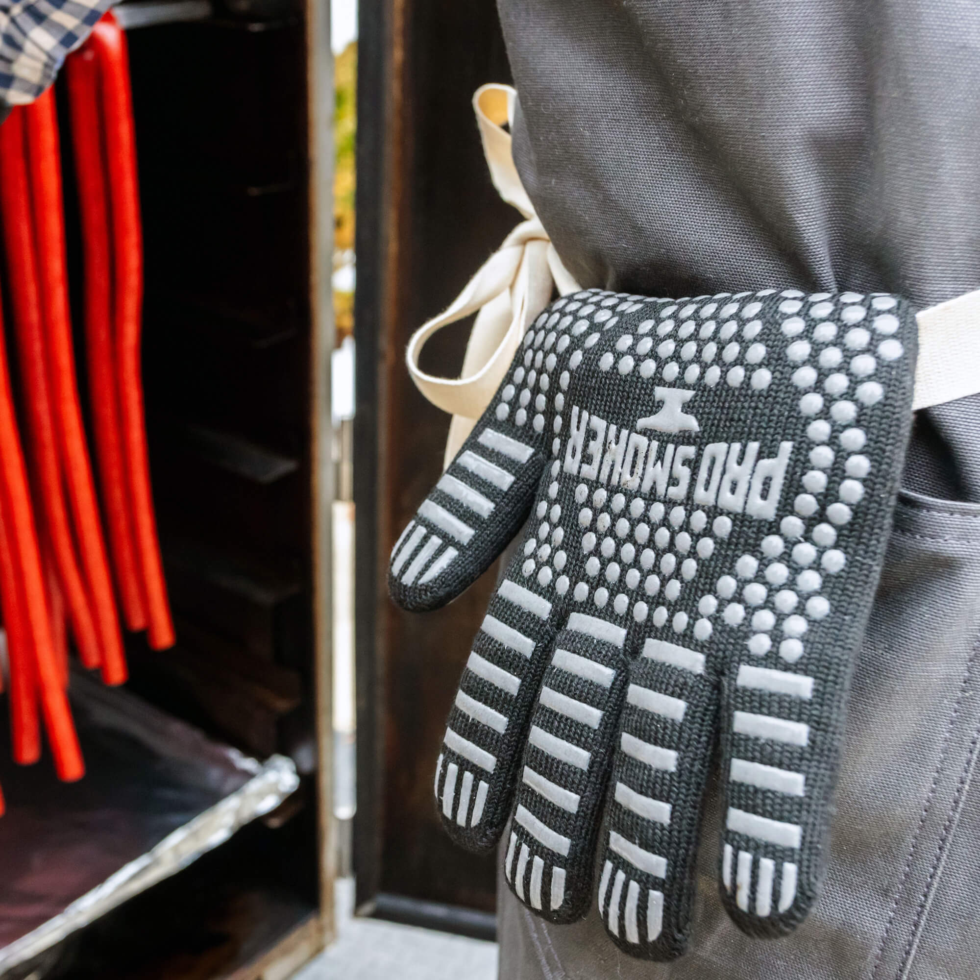 Heat Resistant BBQ Gloves - Image 5